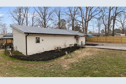 901 Decker Road, Thomasville, NC 27360 - Photo 31