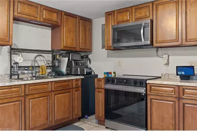 901 Decker Road, Thomasville, NC 27360 - Photo 5