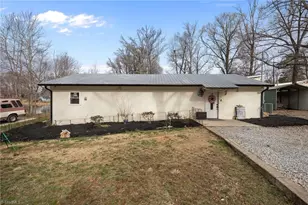 901 Decker Rd, Thomasville, NC 27360 - Photo 29