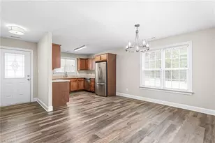 2068 Dresden Dr, Burlington, NC 27217 - Photo 11