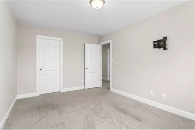 2068 Dresden Drive, Burlington, NC 27217 - Photo 25