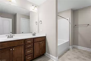 2068 Dresden Dr, Burlington, NC 27217 - Photo 29