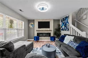 2 Tannenbaum Cir, Greensboro, NC 27410 - Photo 3