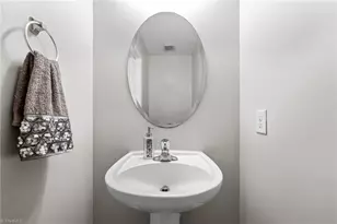 2 Tannenbaum Cir, Greensboro, NC 27410 - Photo 21