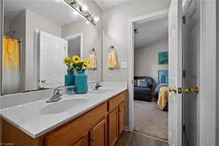 2 Tannenbaum Cir, Greensboro, NC 27410 - Photo 15