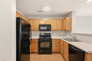 1380 Heritage Pointe Dr, Winston-Salem, NC 27127 - Photo 11