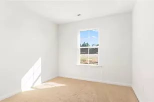 7135 Royal Ascot Dr, Whitsett, NC 27377 - Photo 5