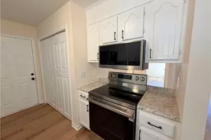 6053 Timberwood Trail, Kernersville, NC 27284 - Photo 9