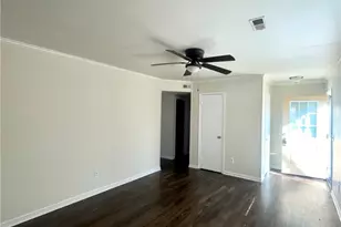 2570 Oakcrest Ct, Burlington, NC 27217 - Photo 5