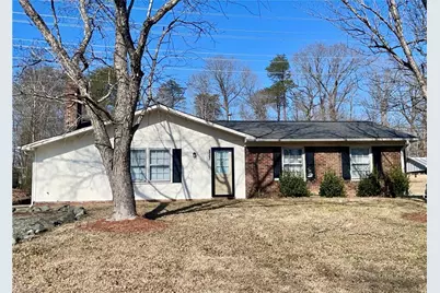 2570 Oakcrest Court, Burlington, NC 27217 - Photo 1