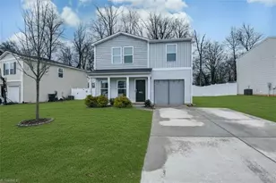 2902 Desmond Woods Dr, Greensboro, NC 27405 - Photo 1