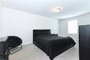 2902 Desmond Woods Dr, Greensboro, NC 27405 - Photo 11