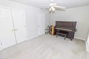 2221 Delaney Dr, Burlington, NC 27215 - Photo 21