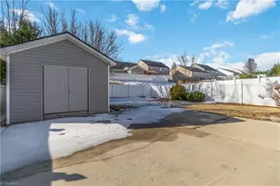 5726 Misty Meadows Ct, Clemmons, NC 27012 - Photo 29