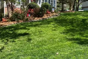 1661 Round Hill Cir, Kernersville, NC 27284 - Photo 3