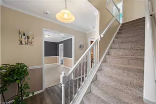 1661 Round Hill Cir, Kernersville, NC 27284 - Photo 9