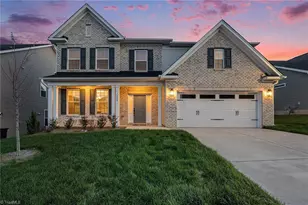 7260 Huntgate Dr, Kernersville, NC 27284 - Photo 1