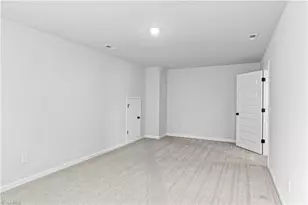 7260 Huntgate Dr, Kernersville, NC 27284 - Photo 29