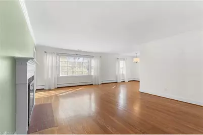 221 W Avondale Drive, Greensboro, NC 27403 - Photo 7