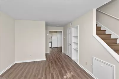 1311 Meadowview Road W #H, Greensboro, NC 27403 - Photo 3