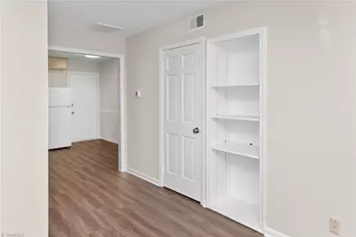 1311 Meadowview Road W #H, Greensboro, NC 27403 - Photo 5