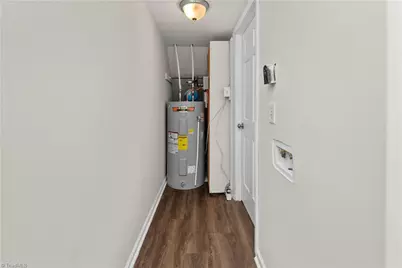 1311 Meadowview Road W #H, Greensboro, NC 27403 - Photo 7