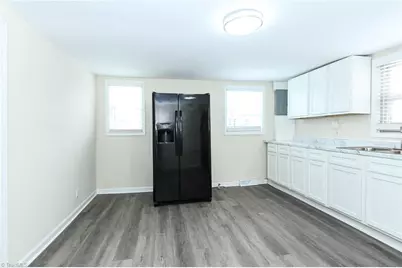 1717 Eastwood Avenue, Greensboro, NC 27401 - Photo 9