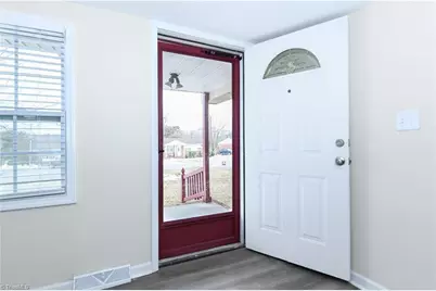 1717 Eastwood Avenue, Greensboro, NC 27401 - Photo 5
