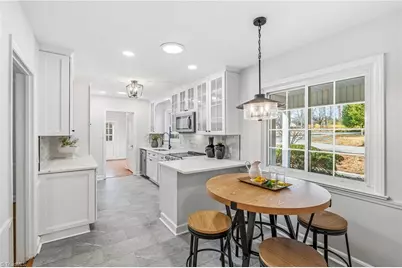 4107 W Friendly Avenue, Greensboro, NC 27410 - Photo 13