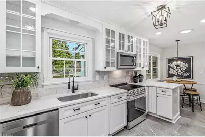 4107 W Friendly Avenue, Greensboro, NC 27410 - Photo 19