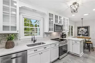 4107 W Friendly Ave, Greensboro, NC 27410 - Photo 19