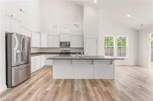 831 Royal Oak Ln, Mebane, NC 27302 - Photo 7