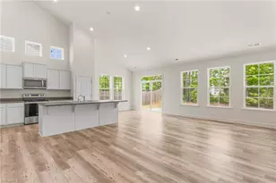 831 Royal Oak Ln, Mebane, NC 27302 - Photo 3