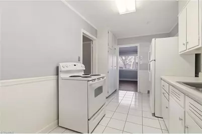 117 Berkshire Street, Greensboro, NC 27403 - Photo 9