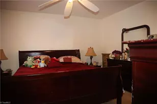 4702 Tuliptree Dr, Greensboro, NC 27455 - Photo 5