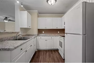 313 Mill Pond Drive, Winston-Salem, NC 27106 - Photo 9