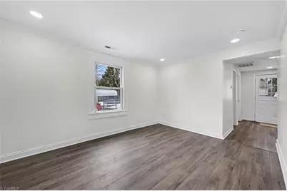 611 S Beaumont Avenue, Burlington, NC 27121 - Photo 7