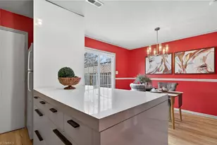 5715 Bramblegate Rd, Greensboro, NC 27409 - Photo 13