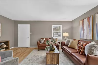 5715 Bramblegate Road #F, Greensboro, NC 27409 - Photo 5