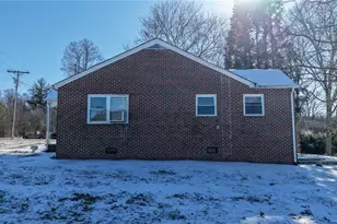 1676 Clingman Rd, Ronda, NC 28670 - Photo 9