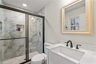 5722 Friendswood Dr, Greensboro, NC 27409 - Photo 23