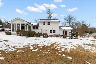5722 Friendswood Dr, Greensboro, NC 27409 - Photo 27