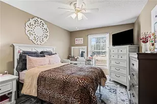 1901 Dorsett St, Burlington, NC 27215 - Photo 23