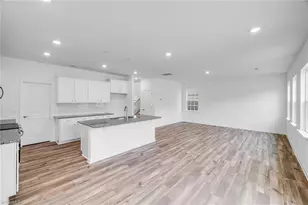 5284 Amaryllis Wy, Winston-Salem, NC 27104 - Photo 5