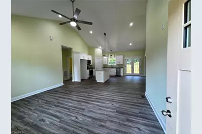 613 Kendall Street, Eden, NC 27288 - Photo 3