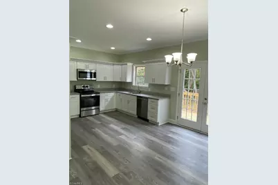 613 Kendall Street, Eden, NC 27288 - Photo 7