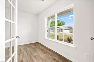 313 Aspen Place Ct, Thomasville, NC 27360 - Photo 3