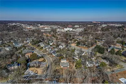 401 W Greenway Drive N, Greensboro, NC 27403 - Photo 19