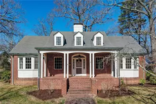 401 W Greenway Dr N, Greensboro, NC 27403 - Photo 11