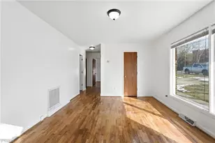 206 Paramount St, High Point, NC 27262 - Photo 5